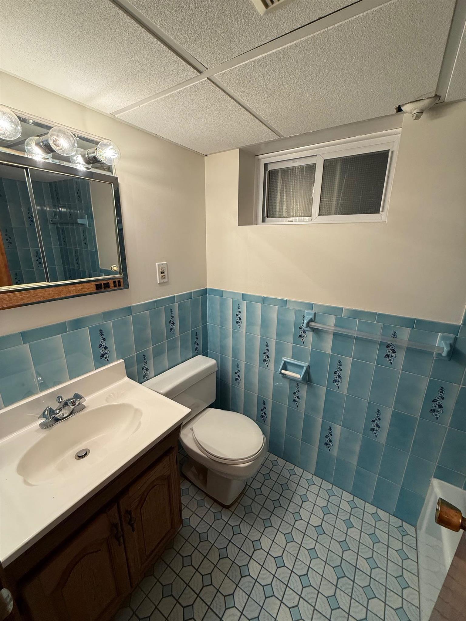 352R Somerville Ave, Ward Two