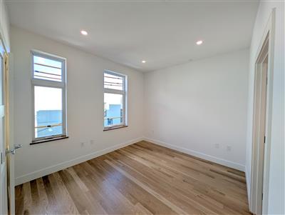 28 South St, Ward Two