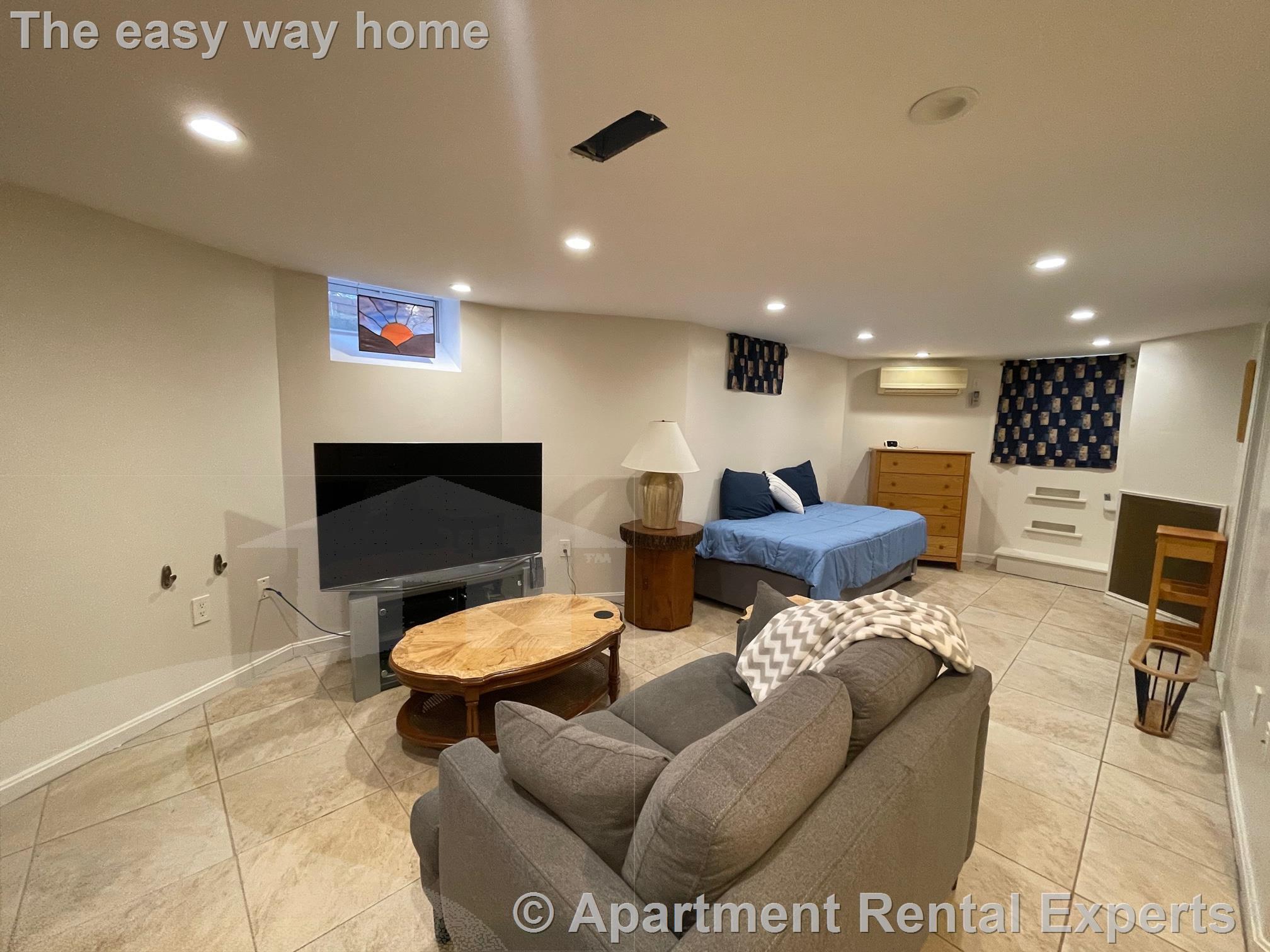 88 Park Ave, Strawberry Hill