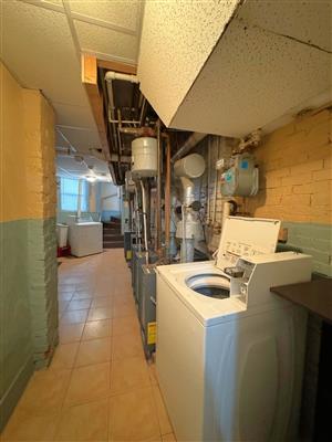 225 Broadway, The Port