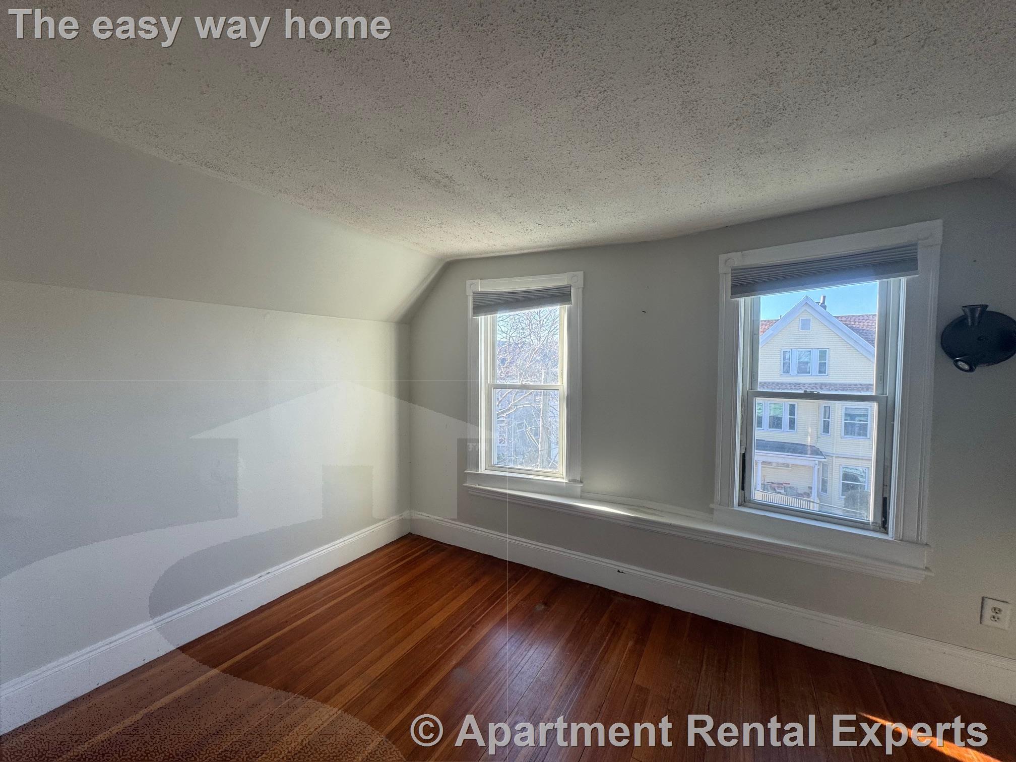 11 Westminster St, Teele Square