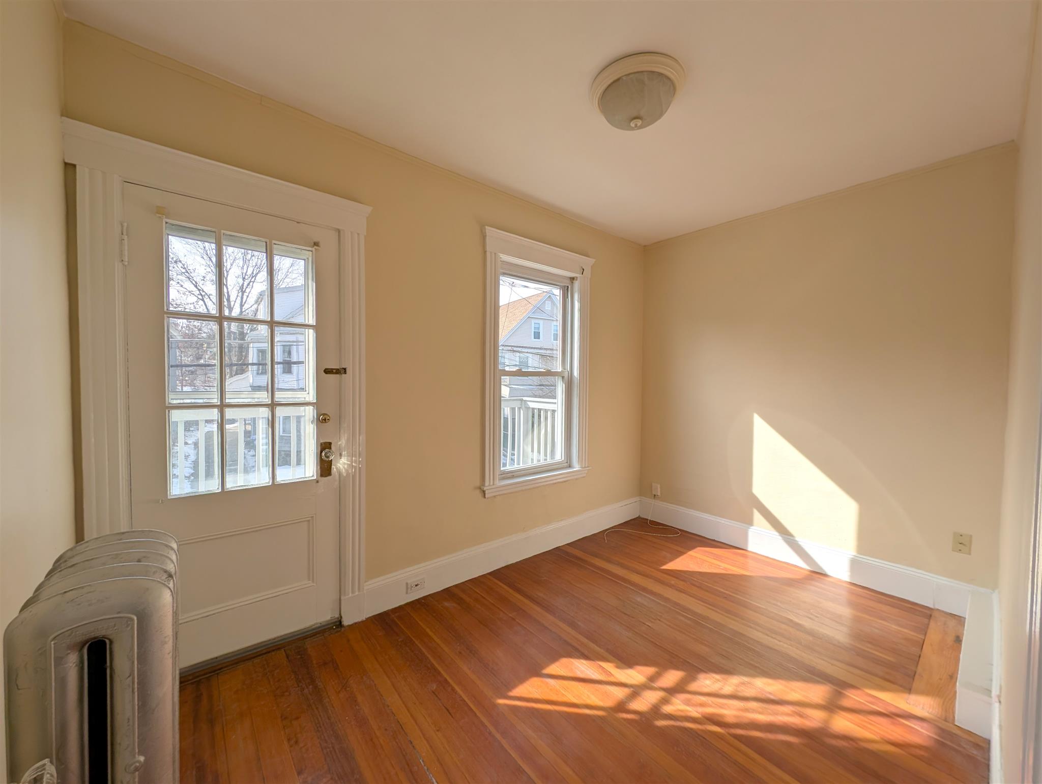 43 Orchard St, Medford