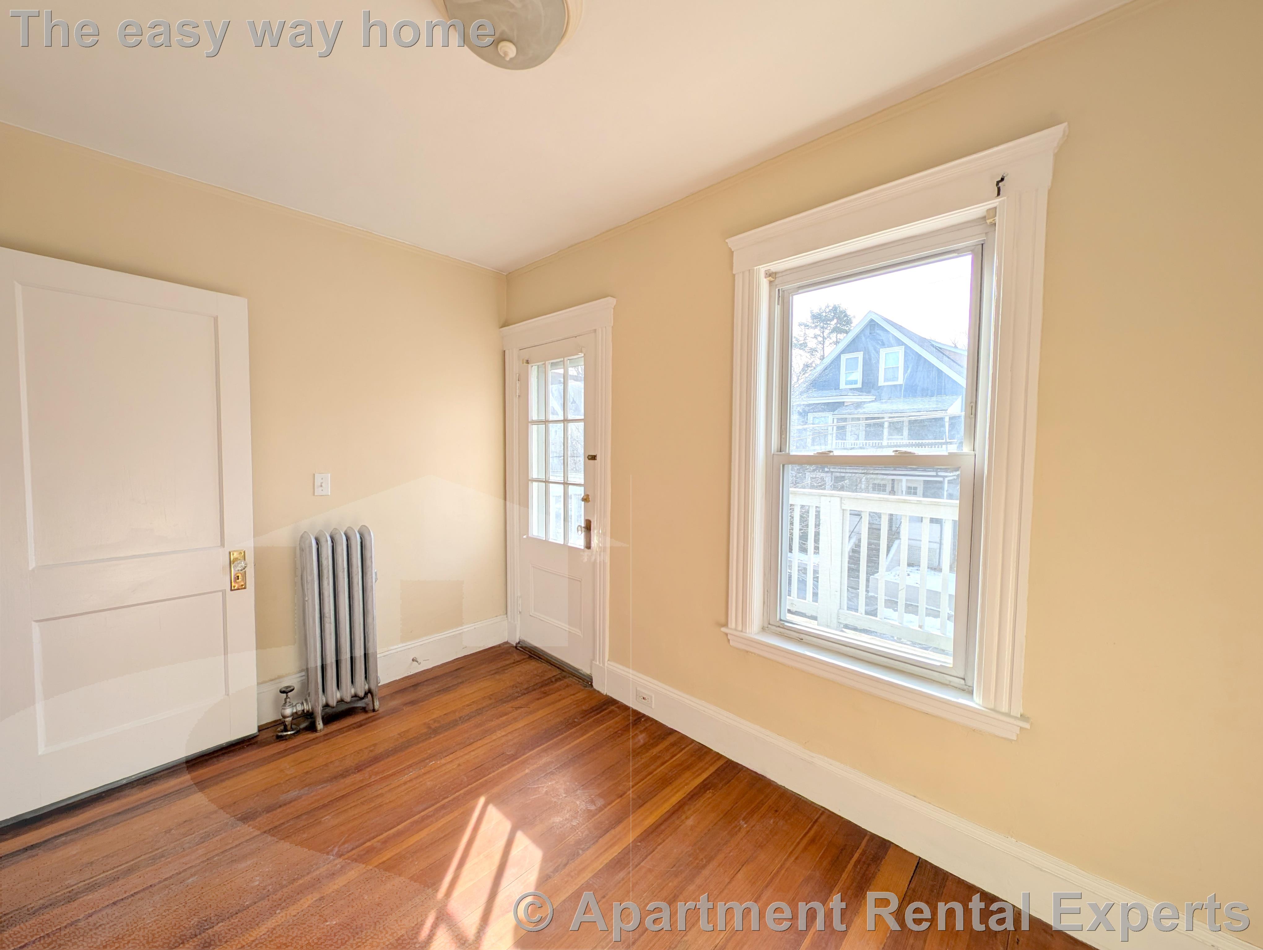 43 Orchard St, Tufts