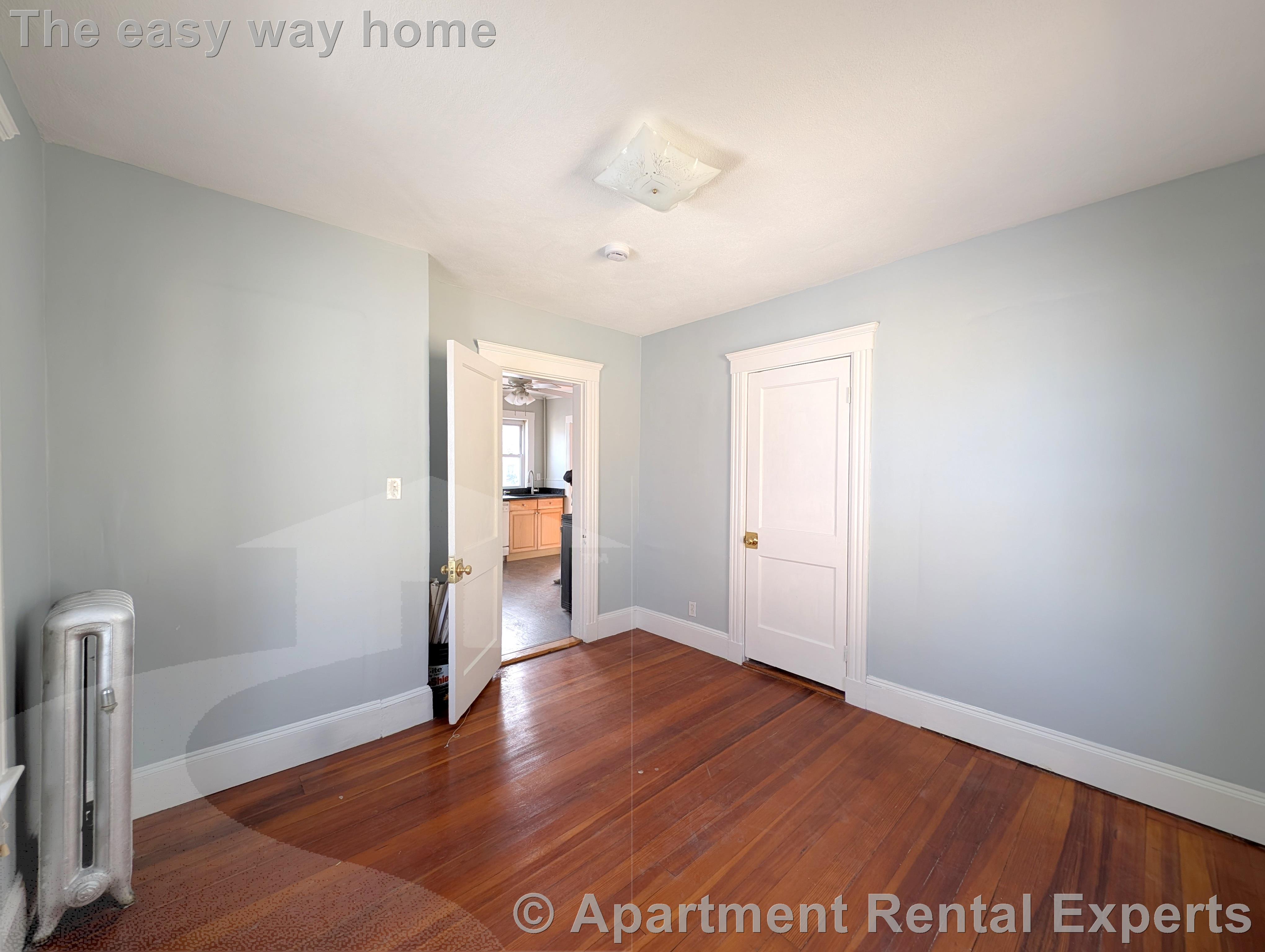 43 Orchard St, Tufts