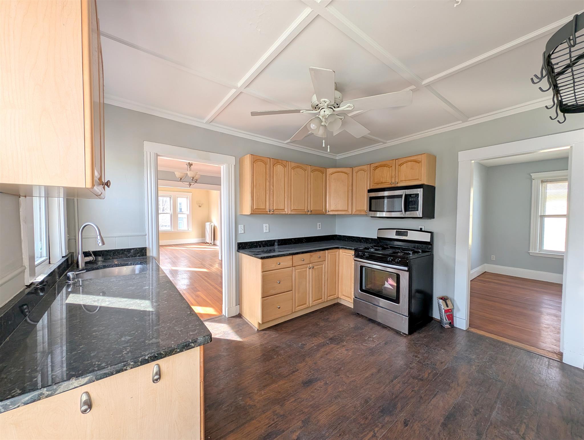 43 Orchard St, Medford