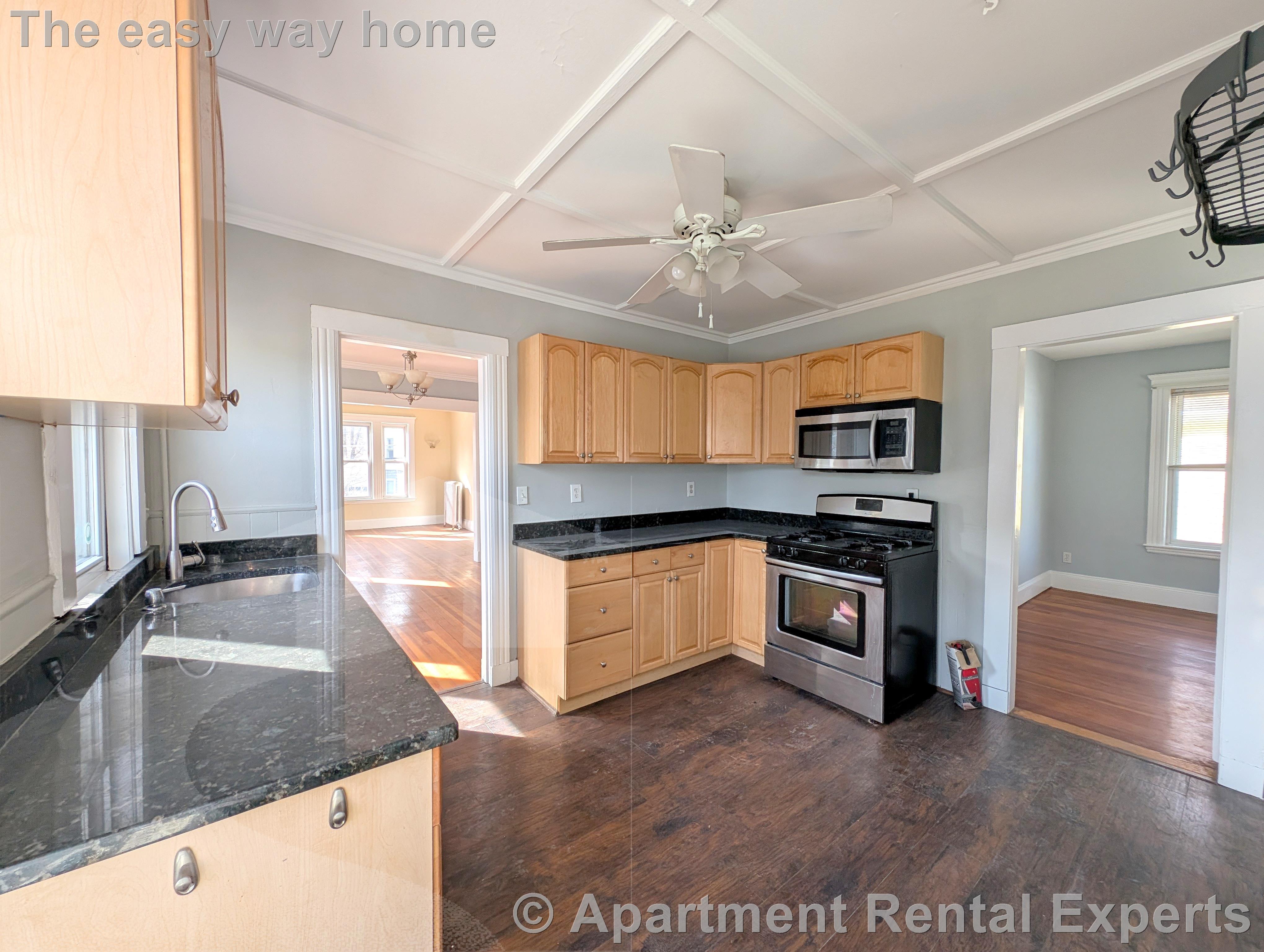 43 Orchard St, Tufts