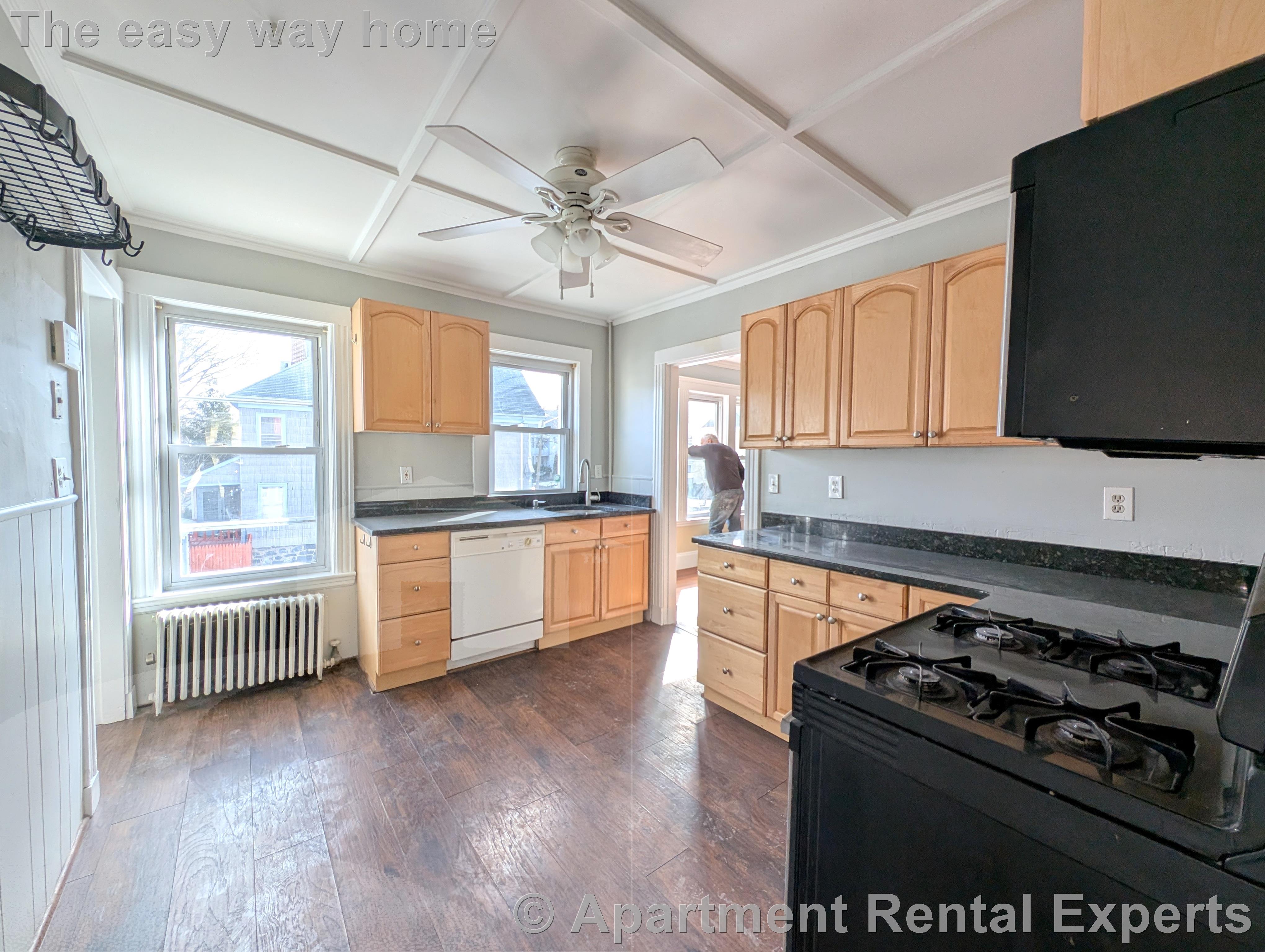 43 Orchard St, Tufts