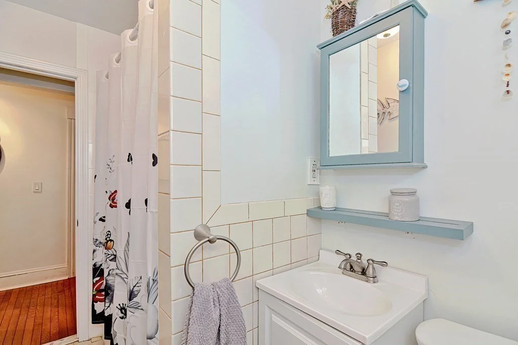 842 Nantasket Ave, The Alphabets