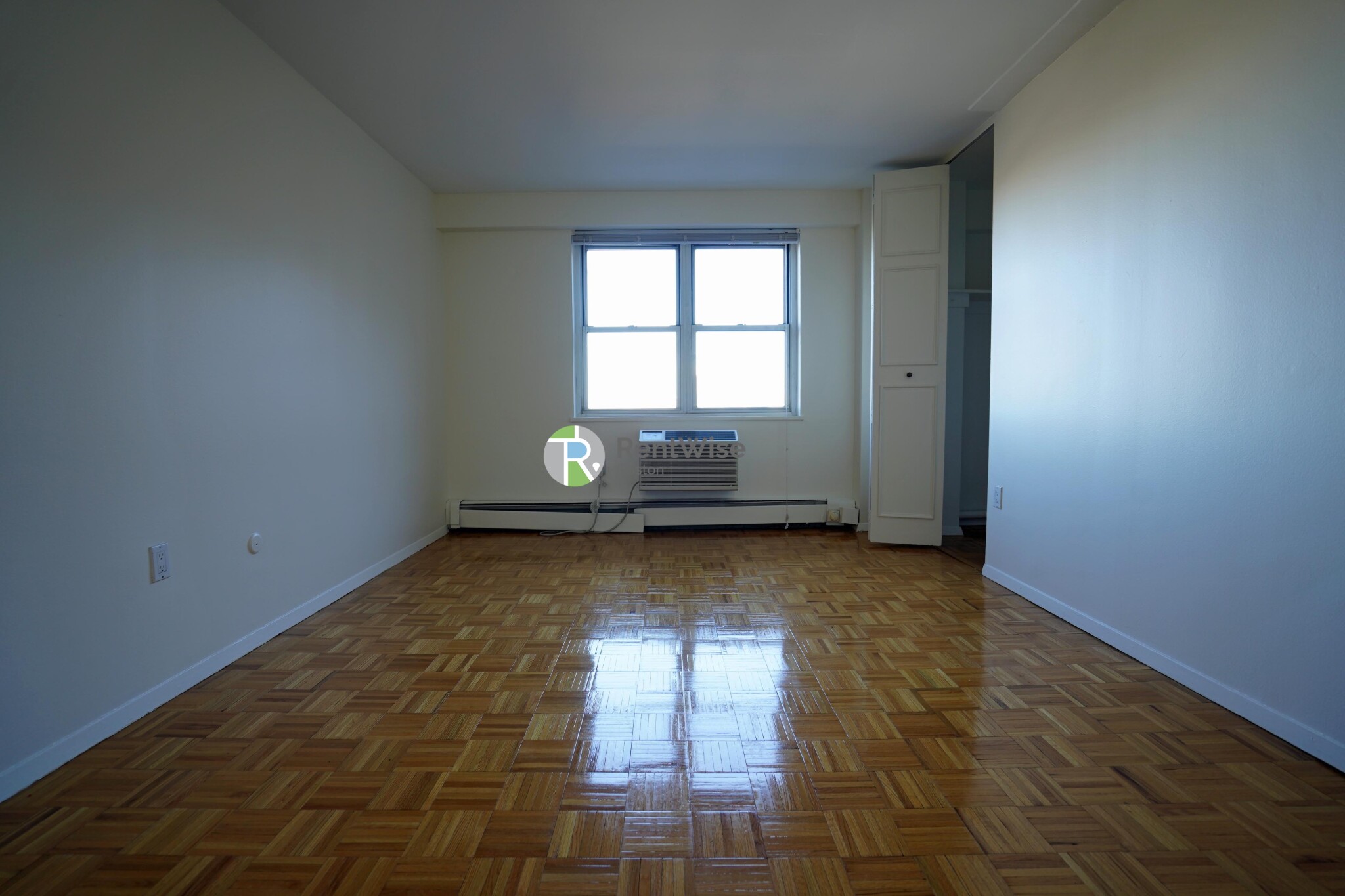 175 Freeman St, North Brookline