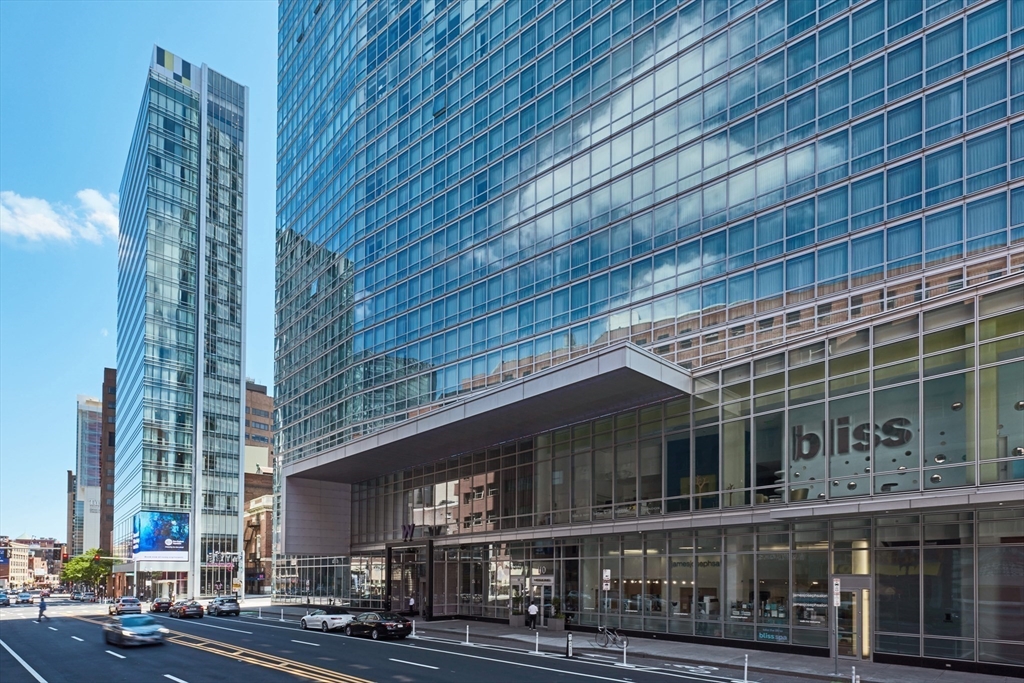 110 Stuart St, Back Bay