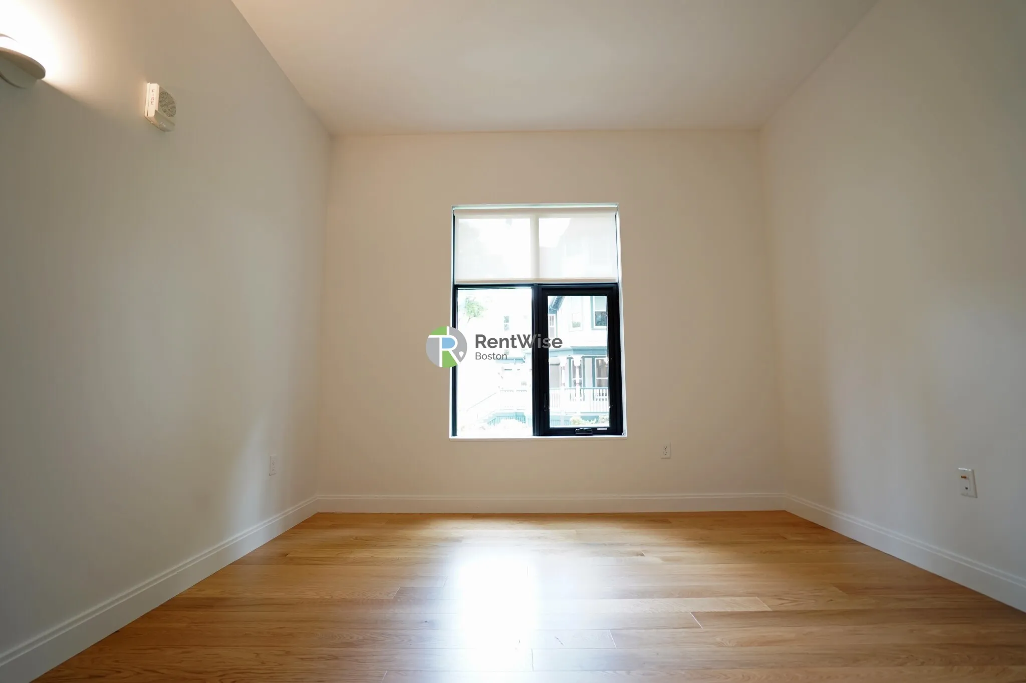 83 Gardner St, Allston