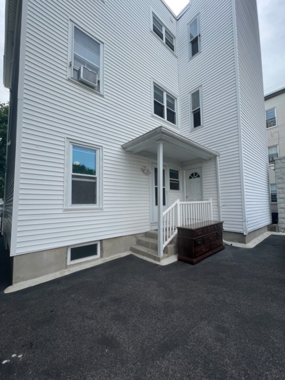 56 Webster Ave, Wellington-Harrington