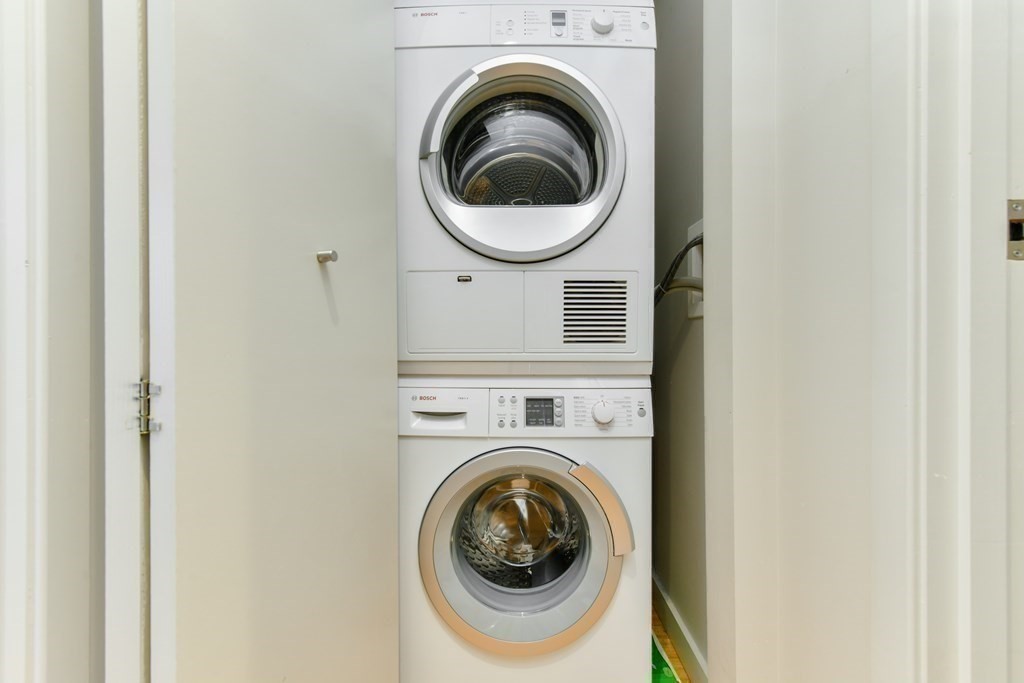 691 Mass Ave, Roxbury