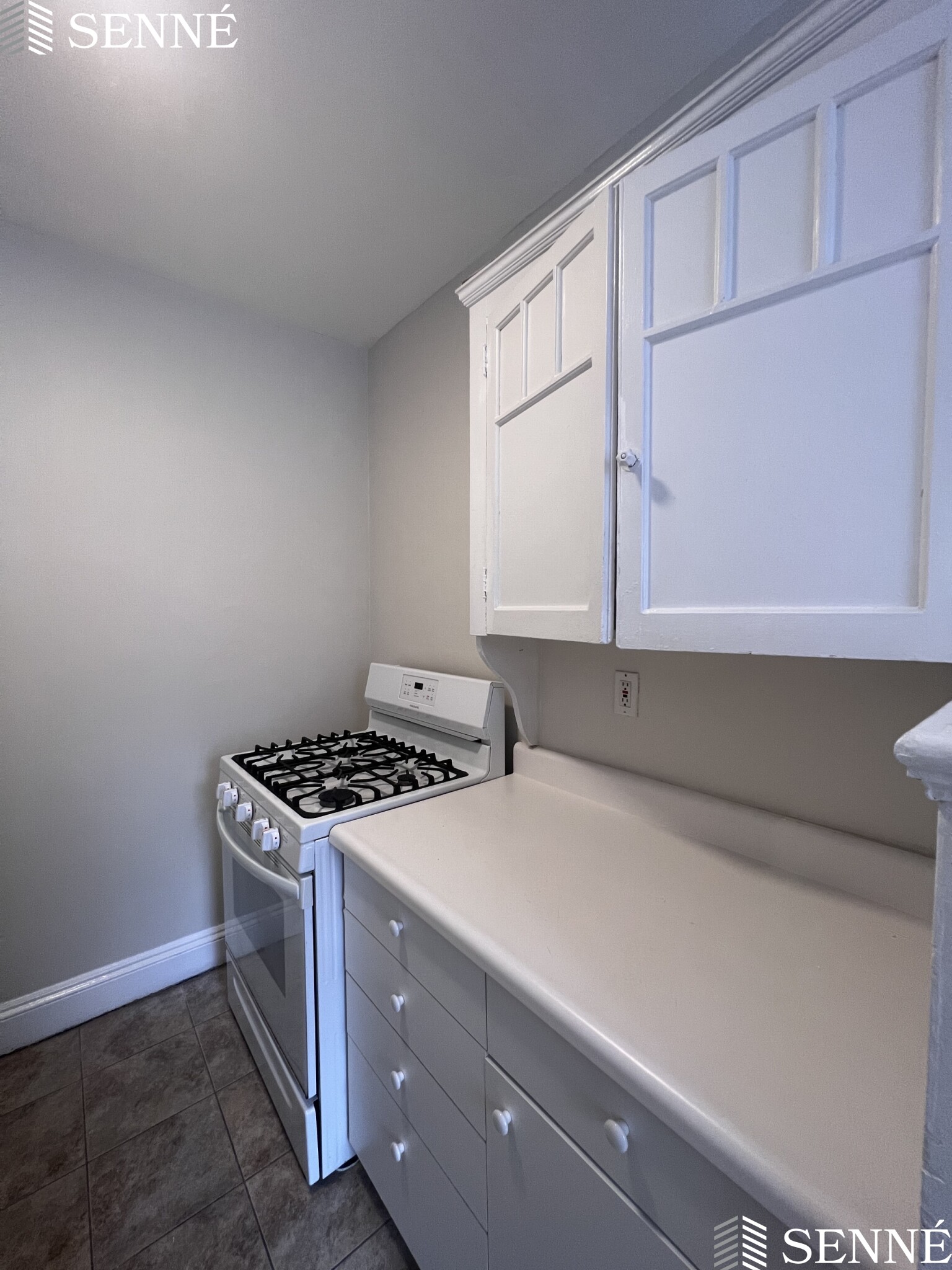 28 Langdon St, Neighborhood Nine