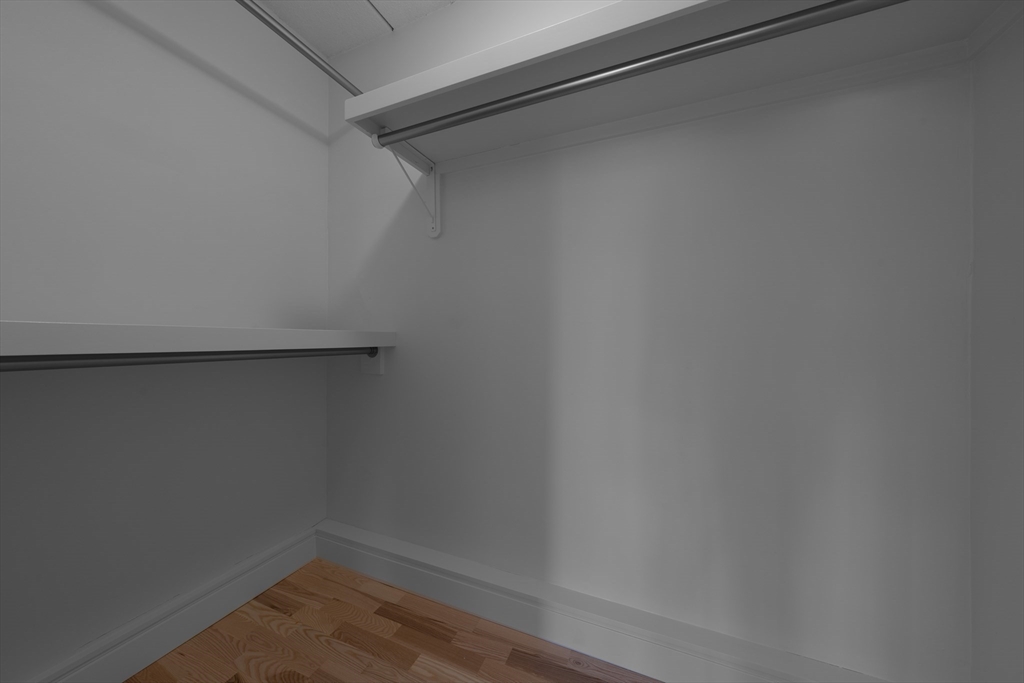 16 Trowbridge St, Mid-Cambridge