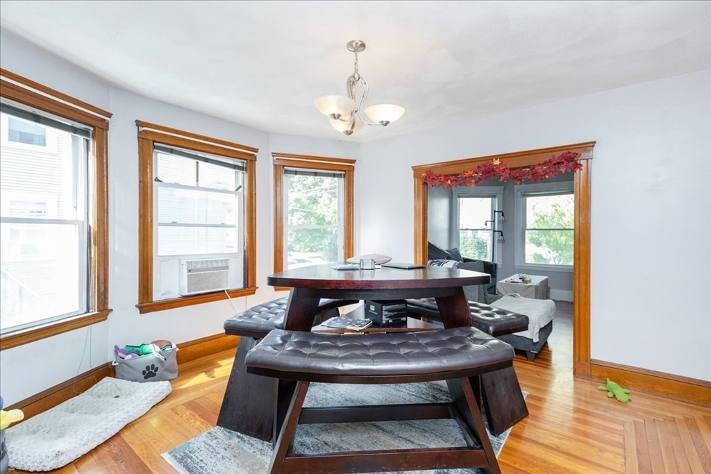 565-567 Riverside Ave, Medford