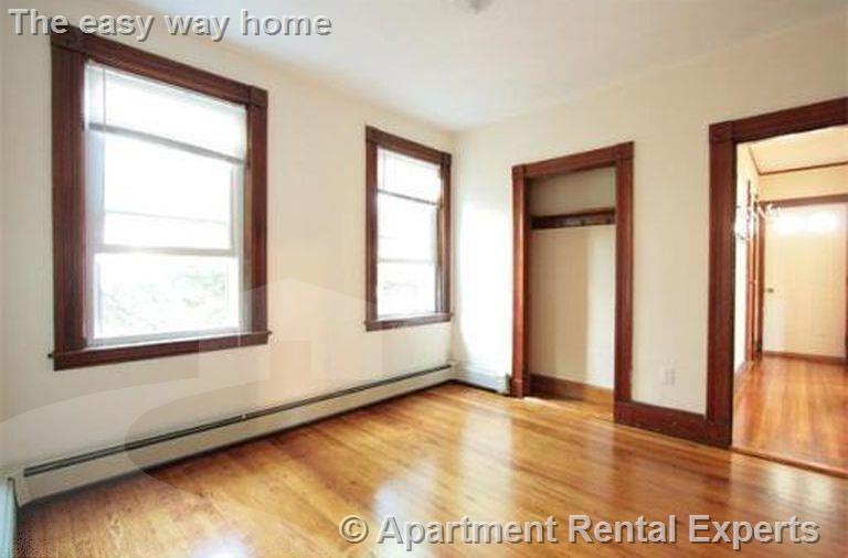 45 Locke St, Davis Square