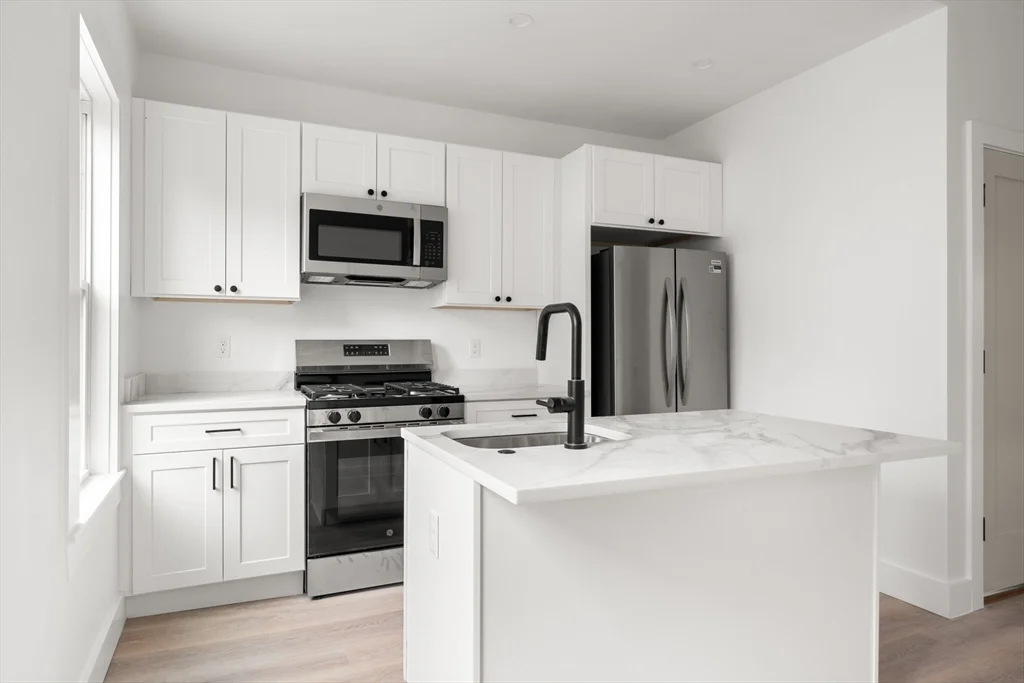 467 East 3rd St, South Boston