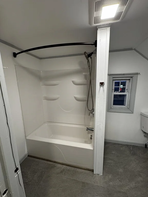 11 Harmony St, South End