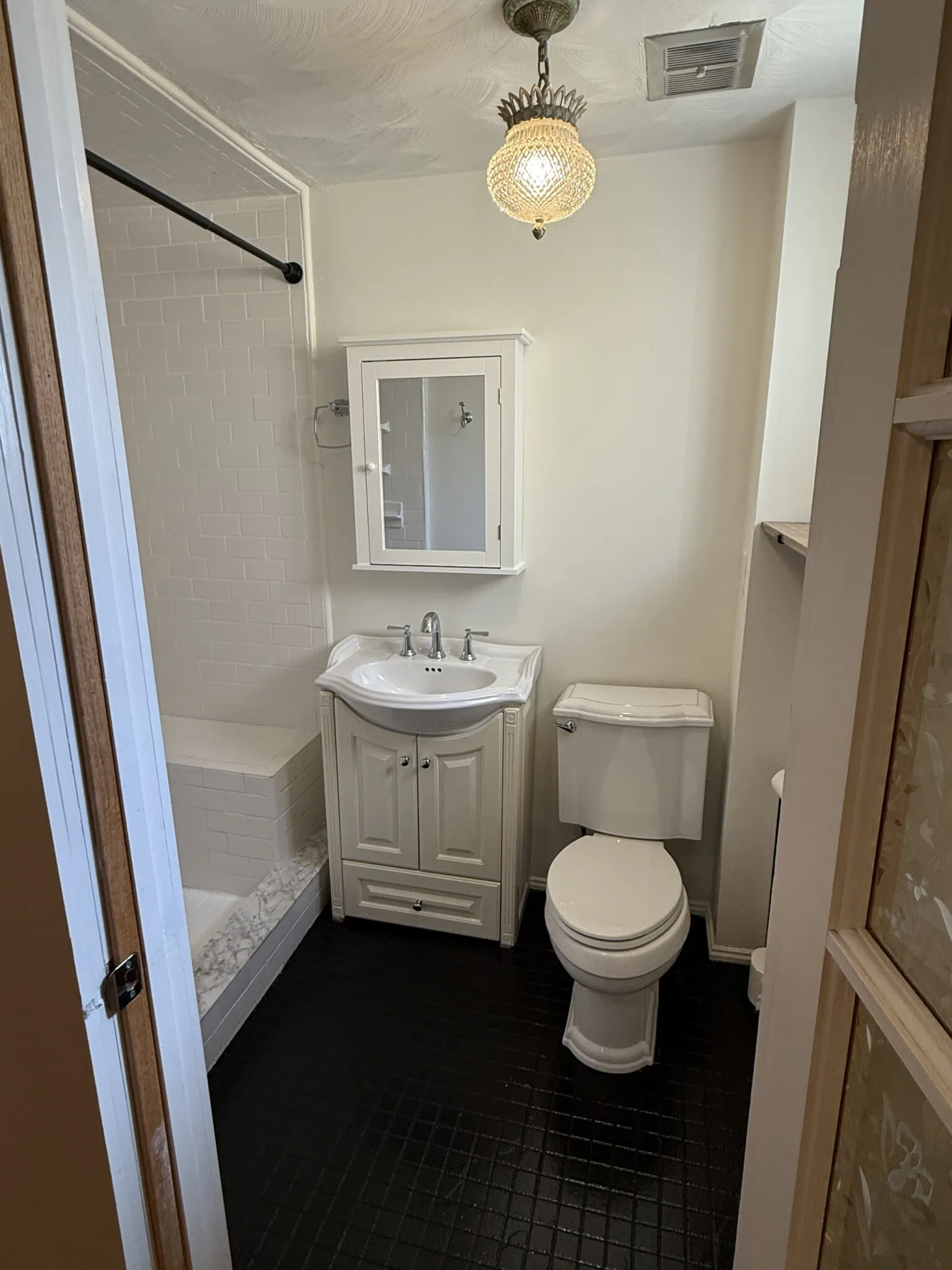 27 Holton St, West Somerville