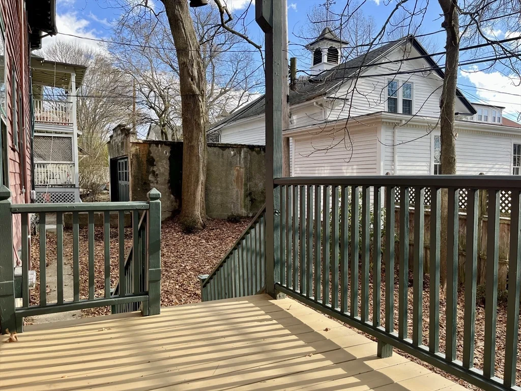 32 Goodrich Rd, Jamaica Plain