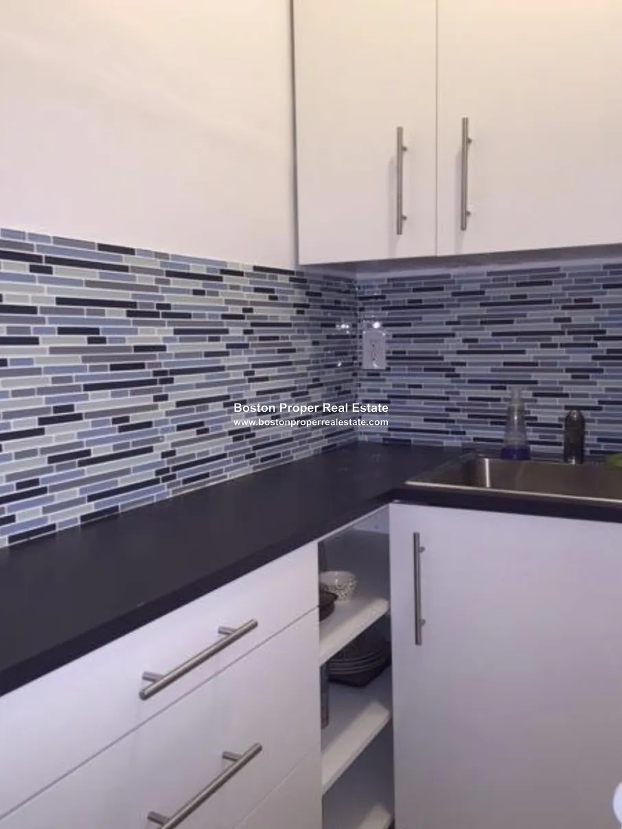 1111 Boylston St, Fenway