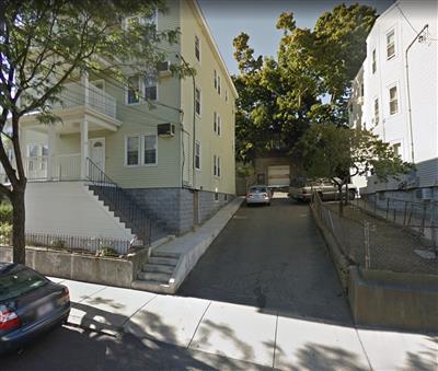 98 Heath St, Winter Hill