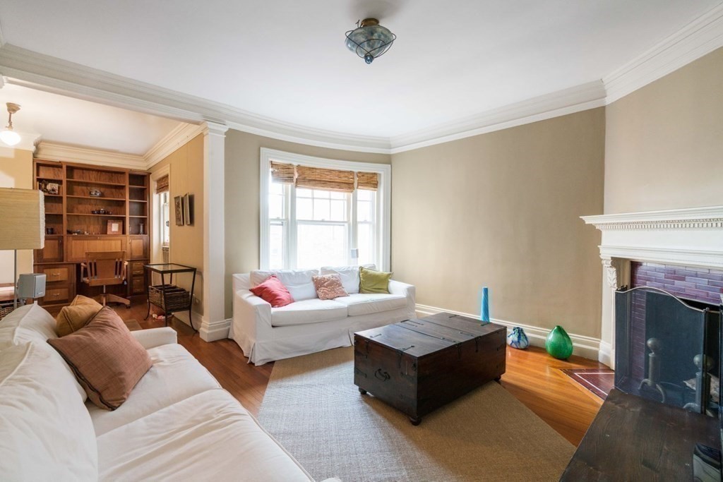 37 Lee St Furnished Half Fee, Harvard Square