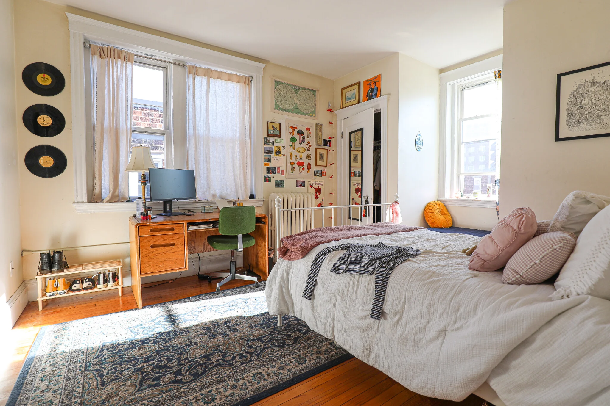 61 Thatcher St, North Brookline