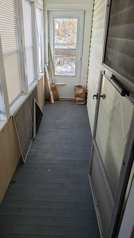 92 N Franklin St, Holbrook