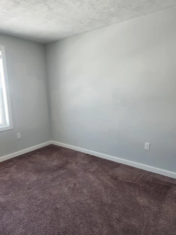 24 Bittersweet Blvd, Worcester