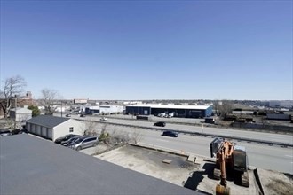 1504 Purchase, Center