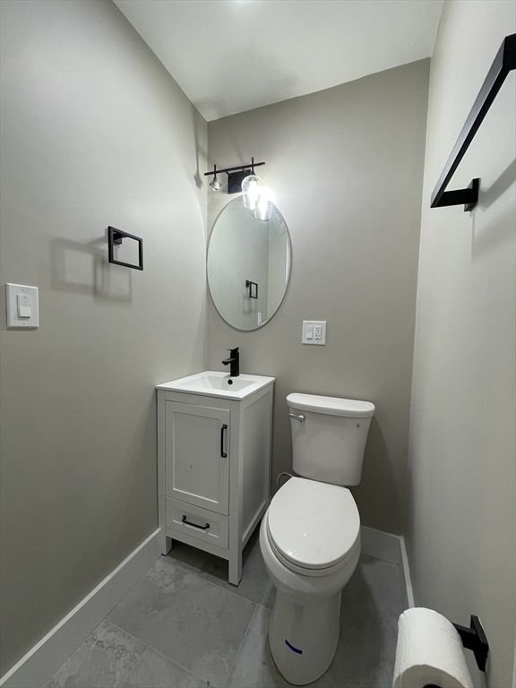 38 Hutchings, Roxbury