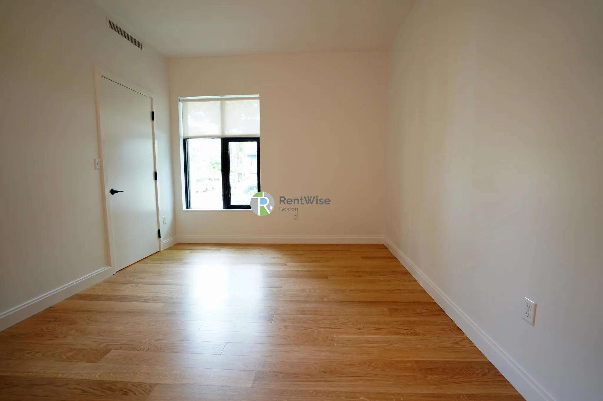 83 Gardner St, Allston