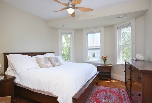 425 Medford St, Winter Hill