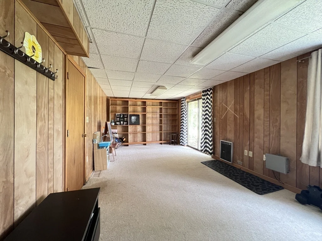 92 Fifer Ln, Lexington