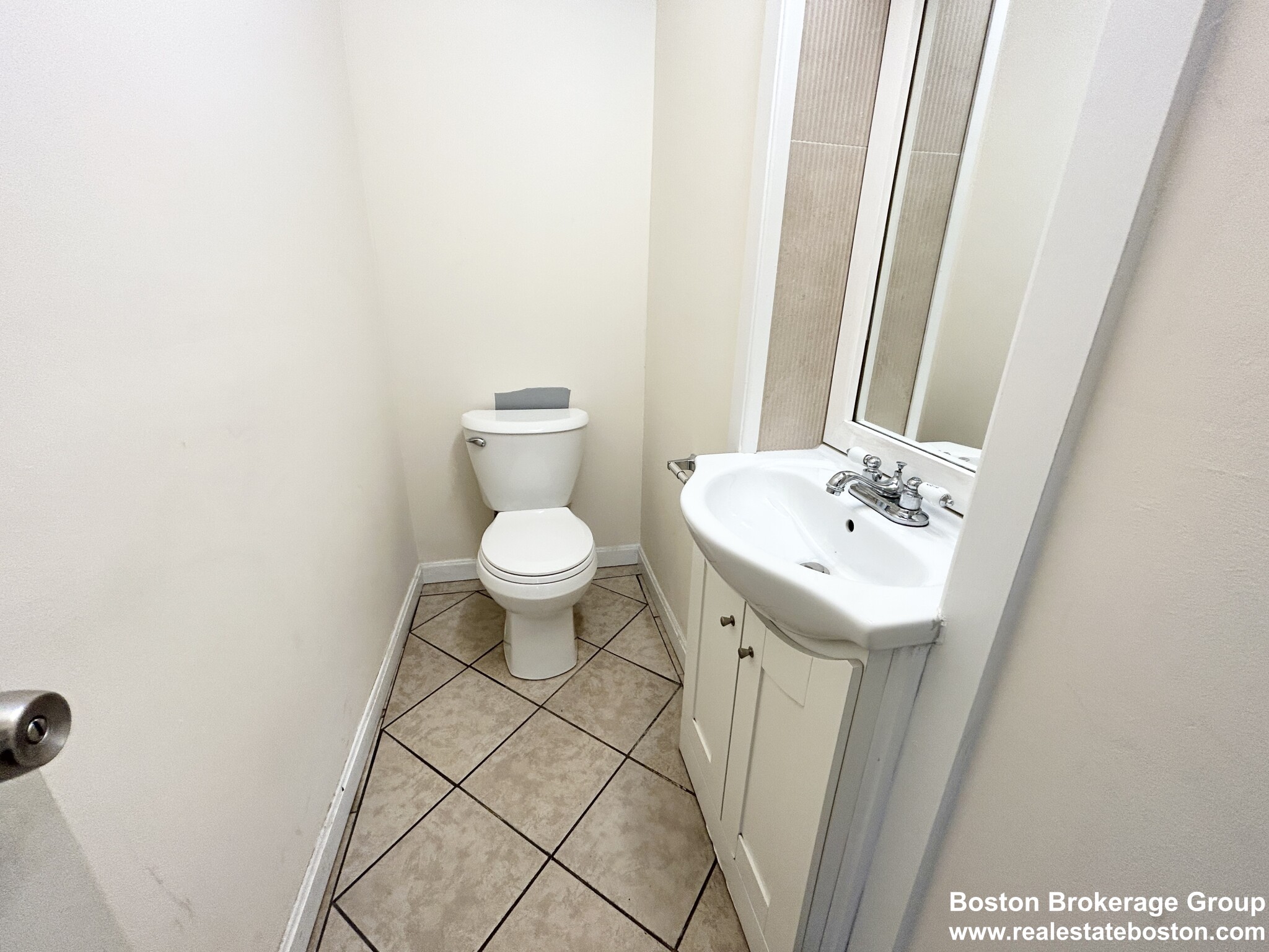 1 Folsom Ave, Mission Hill