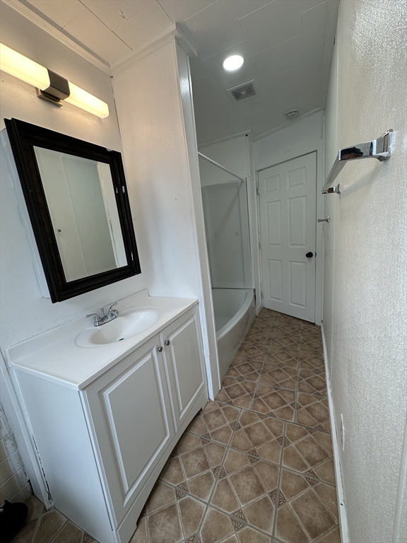 21 18th St, Centralville