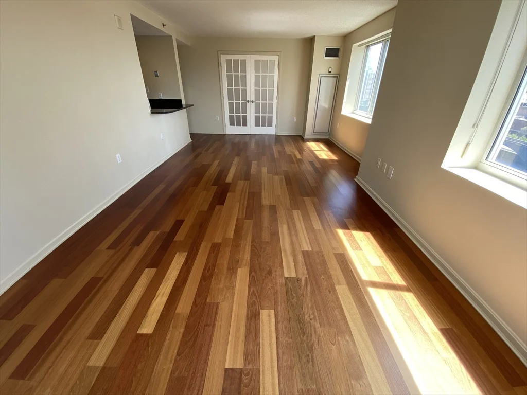 10 Museum Way, East Cambridge