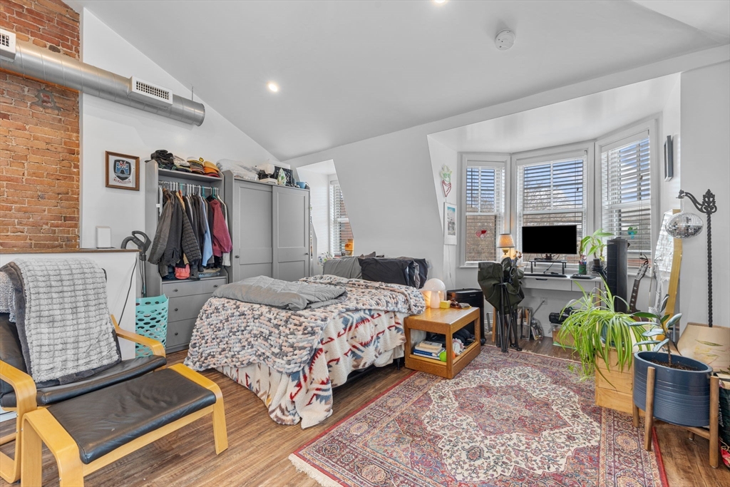 105 Broadway, Chelsea