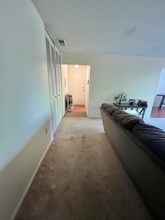 2 Shrewsbury Green Dr, Shrewsbury