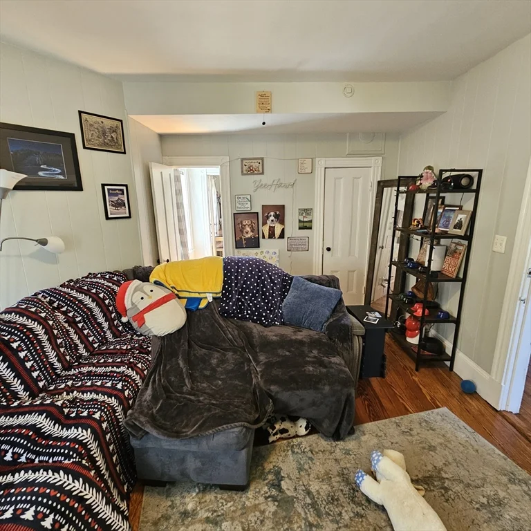544 Trapelo Rd, Belmont