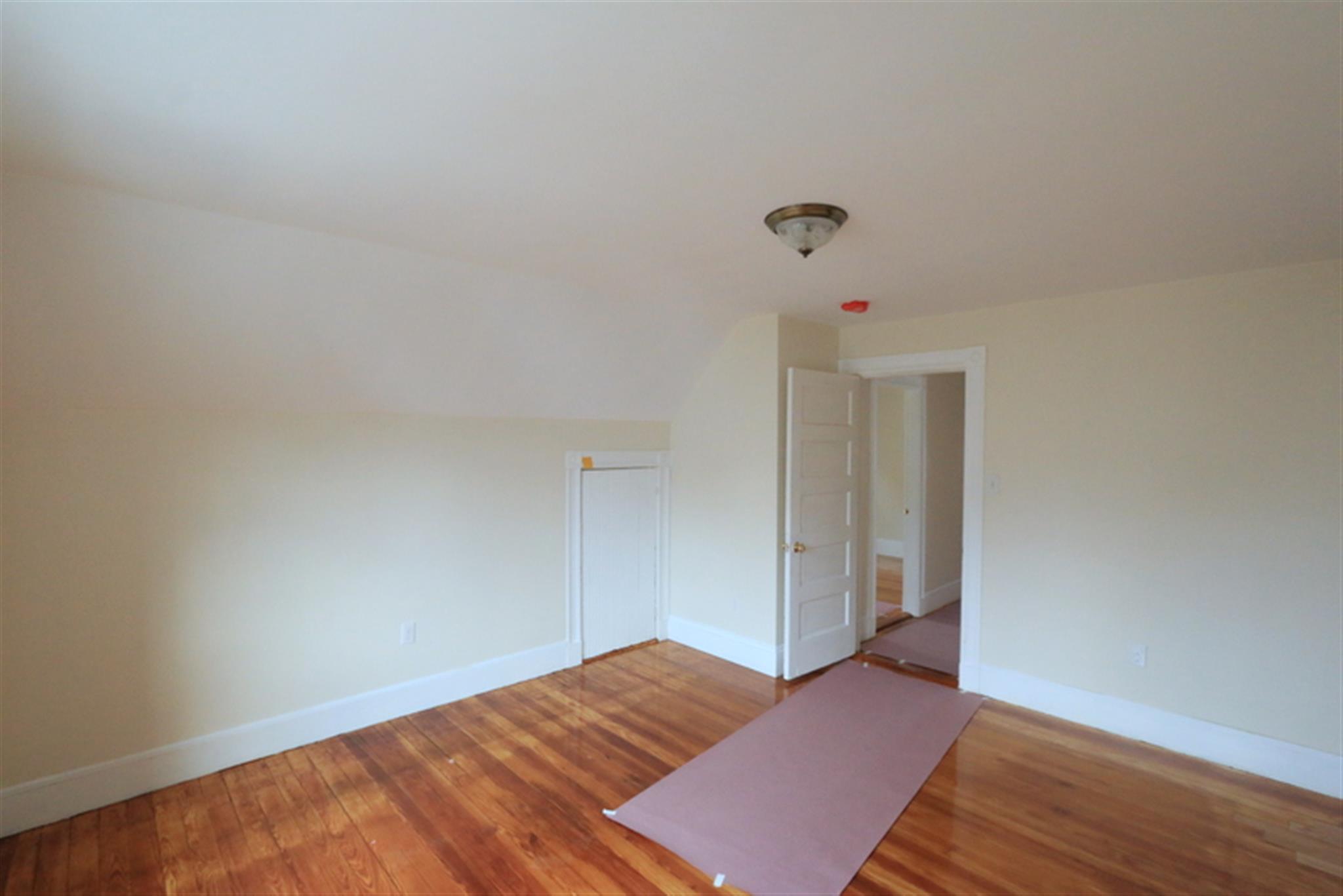 14 Bay State Ave, Powder House Square