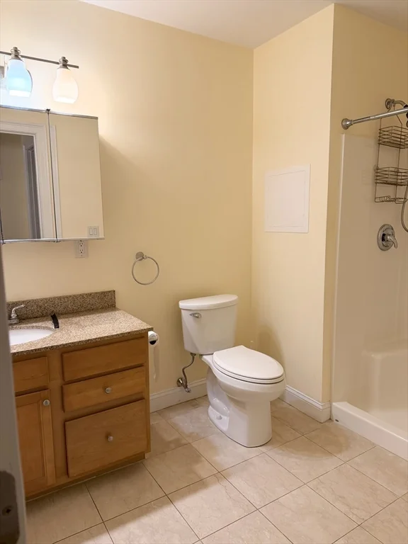 11 Cheriton Rd, West Roxbury