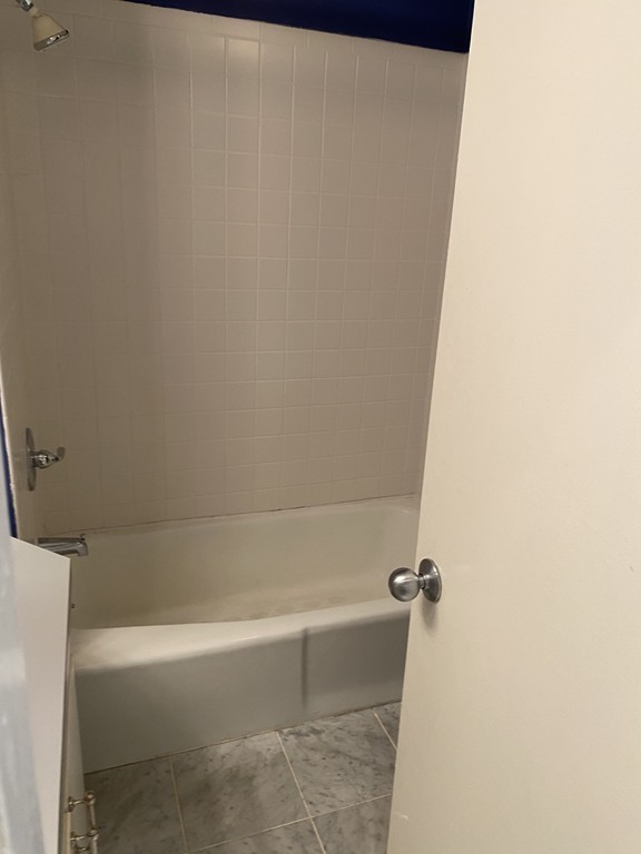 16 Wellington St, South End