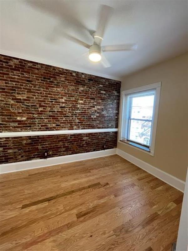 888 Massachusetts Ave, Riverside