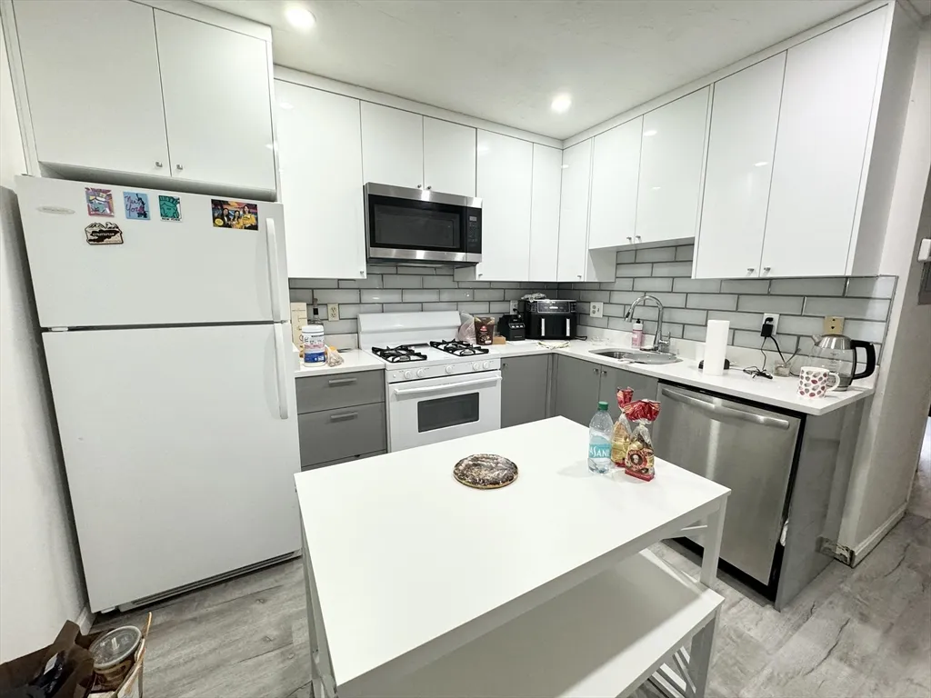 90 Hammond St, South End