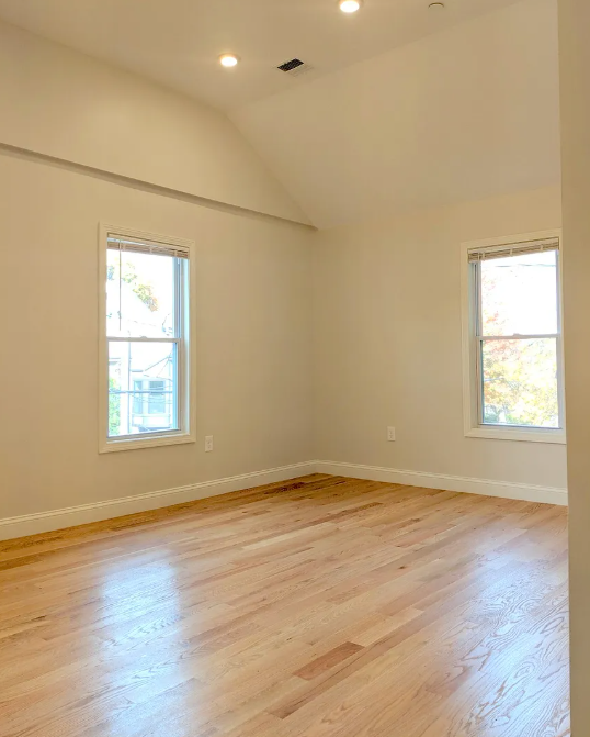 44 Cogswell Ave, North Cambridge