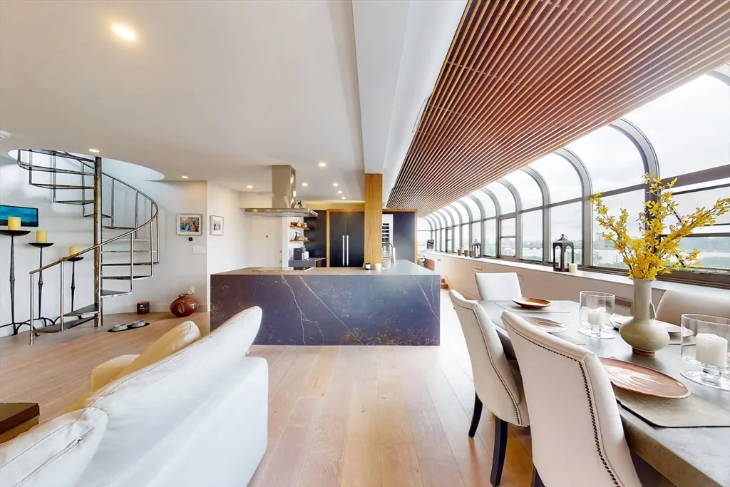 270 Beacon St, Back Bay