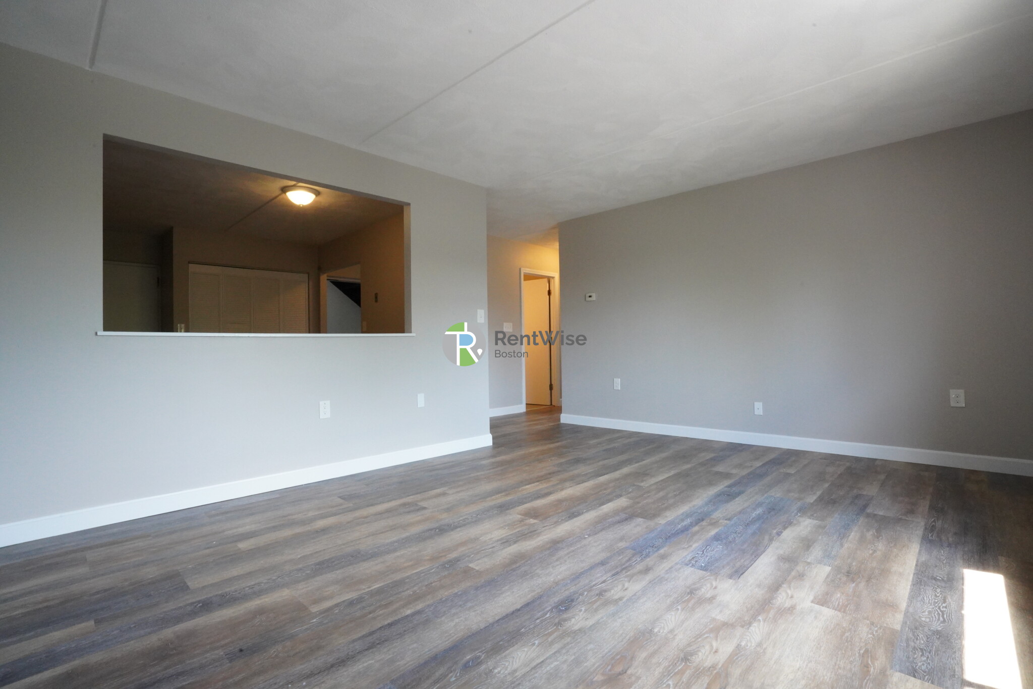 12 Cottage Ct, Nonantum